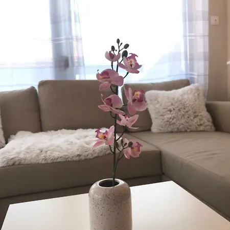 White Harmony Medences Apartman * Шиофок