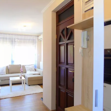 White Harmony Medences Apartman Апартаменты