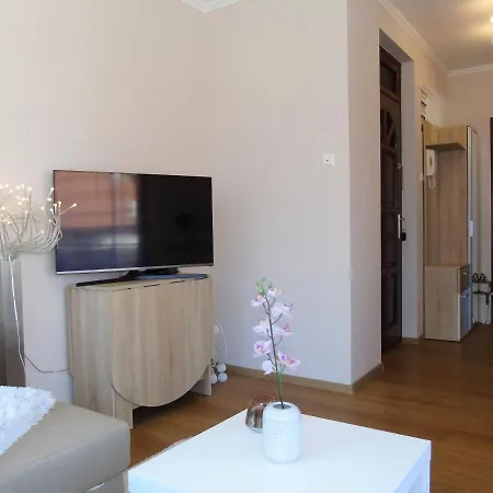 Апартаменты White Harmony Medences Apartman *